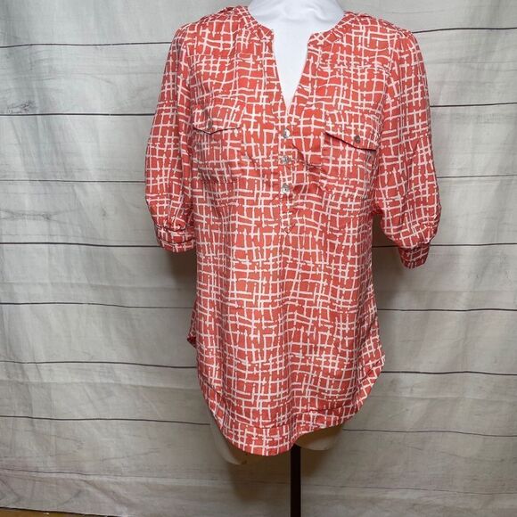41 Hawthorn Tops - 41 Hawthorn StitchFix coral and white hash top small